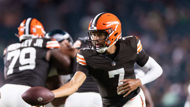Aug 17, 2023; Philadelphia, Pennsylvania, USA; Cleveland Browns quarterback Kellen Mond (7) in action against the Philadelphia Eagles at Lincoln Financial Field.